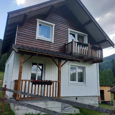 Casa de Férias будинок для відпочинку вербівський світанок