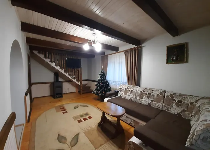Holiday home будинок для відпочинку вербівський світанок